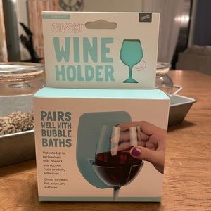Sipski Wine Holder
